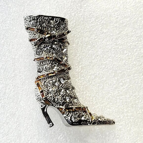 Silver Boots Brooch Pin - Picture 6 of 12
